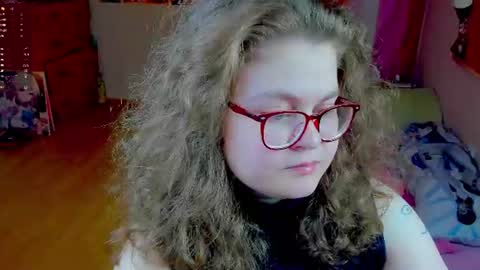 Snapshot of sashy_way chatting on 5, 7, 2026 .Alexandra online show from 5, 7, 2026