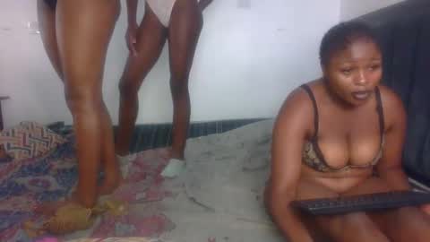 Snapshot of sassie_d chatting on 15, 12, 2025 sassie_d online show from 15, 12, 2025