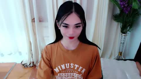 Snapshot of sassy_keath chatting on 27, 4, 2026 Keath online show from 27, 4, 2026