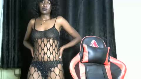 sassy_lyne online show from 16, 12, 2025