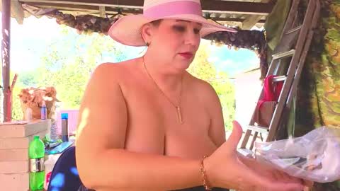 sassy_seasons online show from 17, 9, 2025