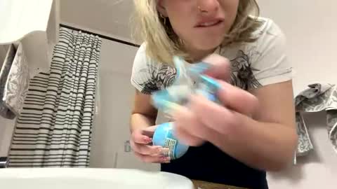 Snapshot of sassysquirtsmmm chatting on 9, 3, 2026 sassysquirtsmmm online show from 9, 3, 2026