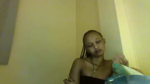 Snapshot of sasy_tina chatting on 10, 3, 2026 Tina online show from 10, 3, 2026