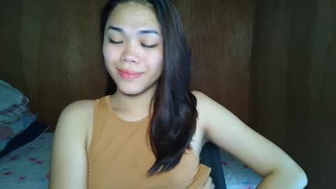 Snapshot of saszzyyumiie chatting on 24, 10, 2025 saszzyyumiie online show from 24, 10, 2025