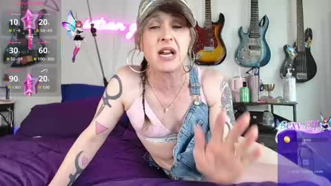 Snapshot of saturnine_princess chatting on 8, 6, 2026 Saturn Girl online show from 8, 6, 2026