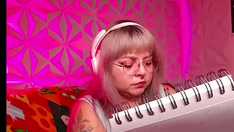 Gina George online show from 20, 12, 2025