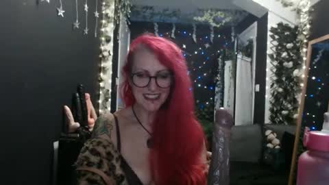 SaucySky online show from 19, 1, 2025