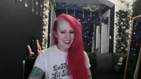 SaucySky online show from 20, 1, 2025