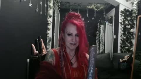 SaucySky online show from 9, 2, 2025