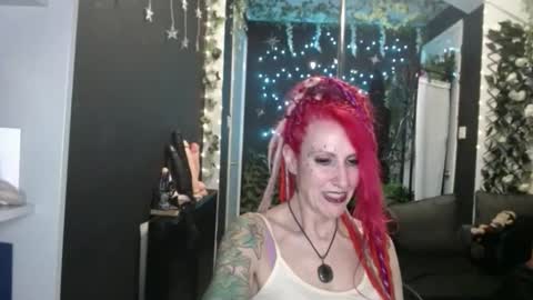 SaucySky online show from 7, 11, 2025