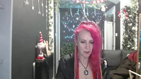 SaucySky online show from 3, 12, 2025