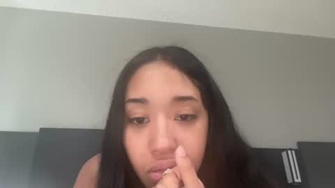 Snapshot of saudiibabyy chatting on 1, 7, 2026 saudiibabyy online show from 1, 7, 2026