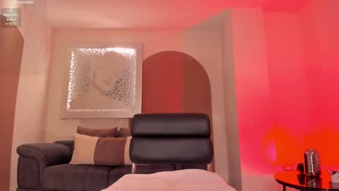 S a v a n n a h  online show from 15, 2, 2025