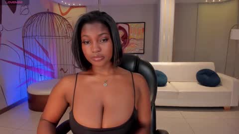 S a v a n n a h  online show from 24, 11, 2025