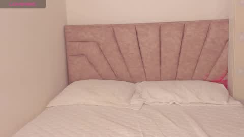 Snapshot of savannahwildee chatting on 14, 11, 2025 Savannahwildee online show from 14, 11, 2025