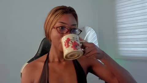 Savannahwildee online show from 30, 7, 2026