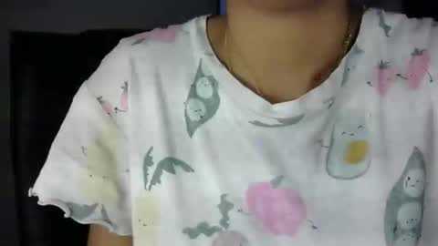 Snapshot of saxee_love chatting on 22, 4, 2026 saxee online show from 22, 4, 2026