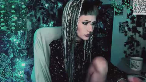 pronoun she. name Mary. age 21. online show from 9, 1, 2026