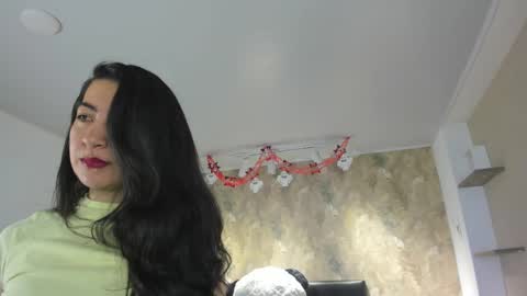 Saya Amaretto  online show from 10, 10, 2025