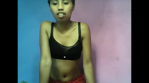 Snapshot of sayaah01 chatting on 2, 2, 2026 sayaah01 online show from 2, 2, 2026