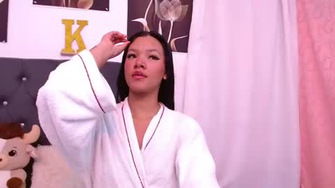 Snapshot of saykimmy chatting on 18, 6, 2026 saykimmy online show from 18, 6, 2026