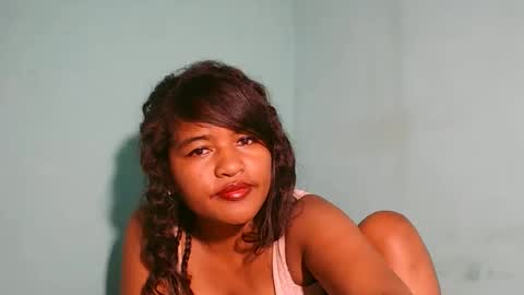 Snapshot of saylla1 chatting on 7, 3, 2026 saylla1 online show from 7, 3, 2026