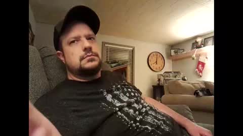 Snapshot of sb198 chatting on 1, 1, 2025 sb198 online show from 1, 1, 2025