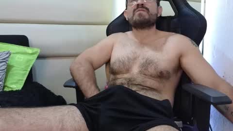 Snapshot of sbastone_muscle chatting on 16, 1, 2026 sebastian muscleman daddy the better latin lover online show from 16, 1, 2026