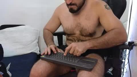 Snapshot of sbastone_muscle chatting on 11, 2, 2026 sebastian muscleman daddy the better latin lover online show from 11, 2, 2026