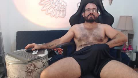 Snapshot of sbastone_muscle chatting on 23, 2, 2026 sebastian muscleman daddy the better latin lover online show from 23, 2, 2026