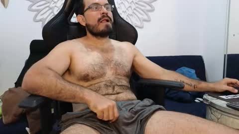 Snapshot of sbastone_muscle chatting on 16, 3, 2026 sebastian muscleman daddy the better latin lover online show from 16, 3, 2026