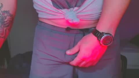 Snapshot of sbutter chatting on 3, 2, 2025 sbutter online show from 3, 2, 2025