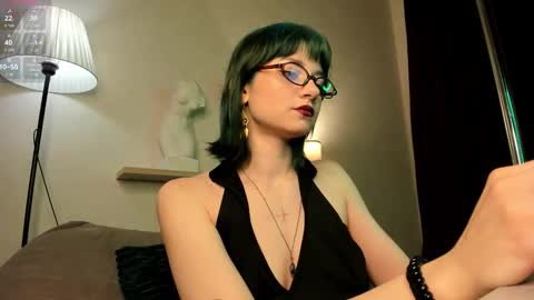 Snapshot of scarle_whisper chatting on 20, 2, 2026 Emmy online show from 20, 2, 2026