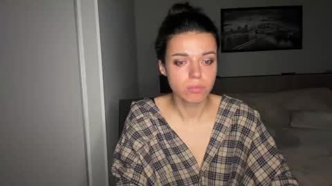 Snapshot of scarlet_daisy_ chatting on 22, 5, 2026 Sophie online show from 22, 5, 2026