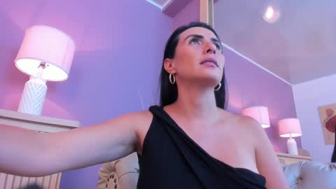 Scarlet Edwars online show from 22, 2, 2025