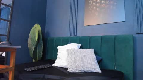 Snapshot of scarlet_edwars chatting on 5, 4, 2026 Scarlet Edwars online show from 5, 4, 2026