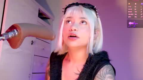 scarlet_gold online show from 15, 3, 2026