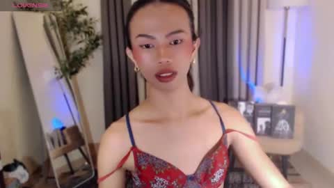 Scarlet online show from 18, 6, 2026