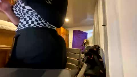 Snapshot of scarlet_whisper chatting on 30, 3, 2026 scarlet whisper online show from 30, 3, 2026