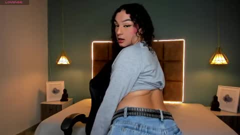 scarlet online show from 7, 4, 2026