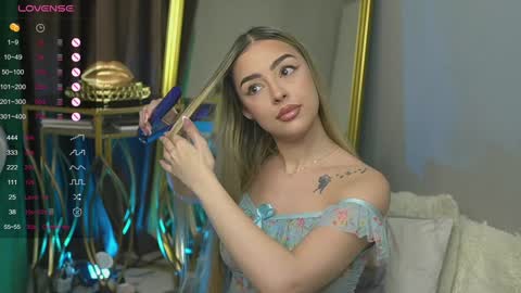 Scarlet online show from 30, 1, 2025