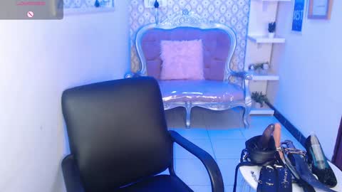 Scarleth online show from 1, 2, 2025