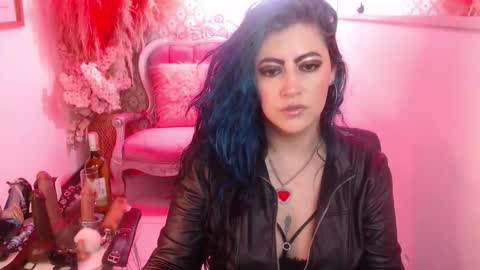 Scarleth online show from 12, 11, 2025