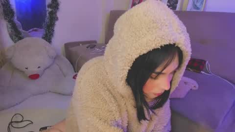 Scarleth... but not Scarleth Johansson. online show from 3, 1, 2025