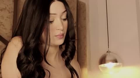 Snapshot of scarleth_lux_ chatting on 4, 11, 2025 Scarleth online show from 4, 11, 2025