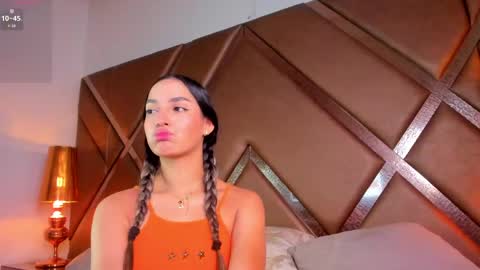 Snapshot of scarlethcollins_ chatting on 29, 5, 2026 Scarleth online show from 29, 5, 2026