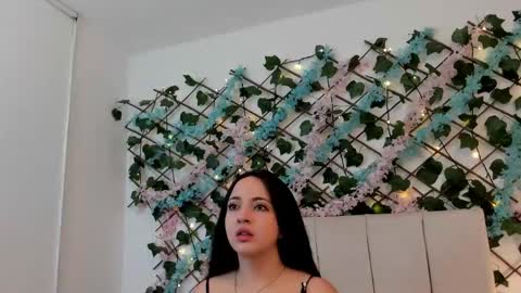 scarlet  online show from 23, 11, 2025