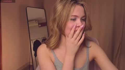 Snapshot of scarletmarney chatting on 26, 3, 2026 scarletmarney online show from 26, 3, 2026