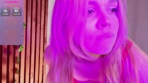 Snapshot of scarletmarney chatting on 14, 4, 2026 scarletmarney online show from 14, 4, 2026