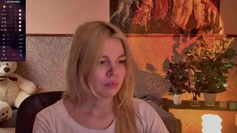 Snapshot of scarletmarney chatting on 25, 5, 2026 scarletmarney online show from 25, 5, 2026